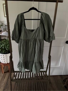 Banana Republic Baby Doll Dress